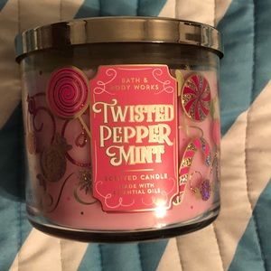 Bath and body works Christmas candle